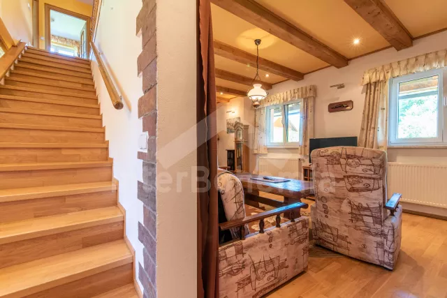 Vila Česká Kanada JC 0145