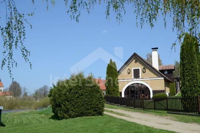 Chalupa Třeboňsko JC 0180