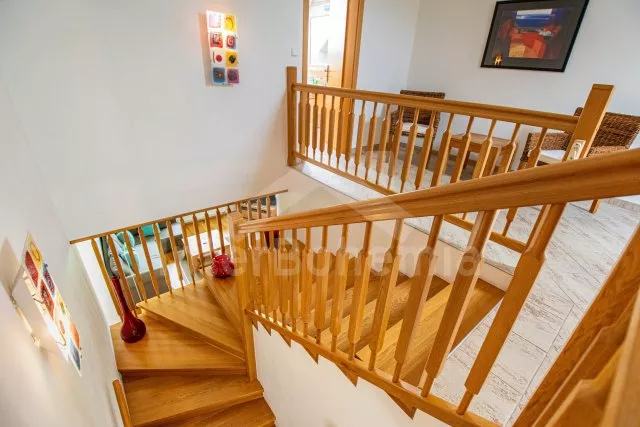 Villa Bohemian Canada JC 0221