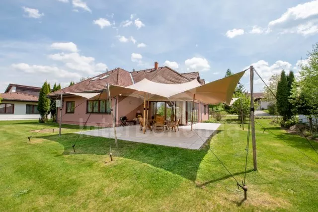 Vila Česká Kanada JC 0221