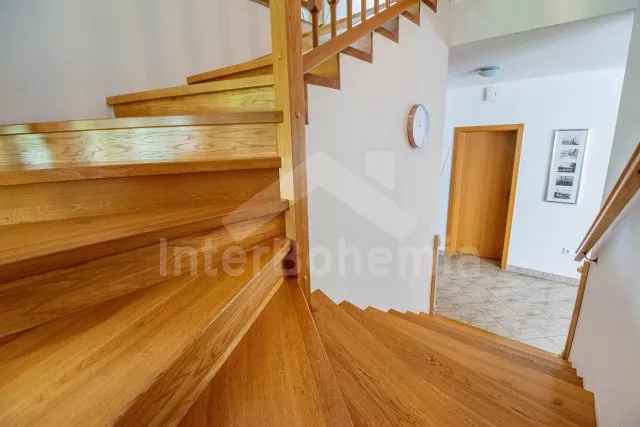 Villa Bohemian Canada JC 0221