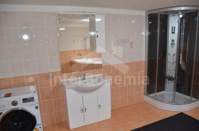 Farmhouse Spa triangel KH 0007