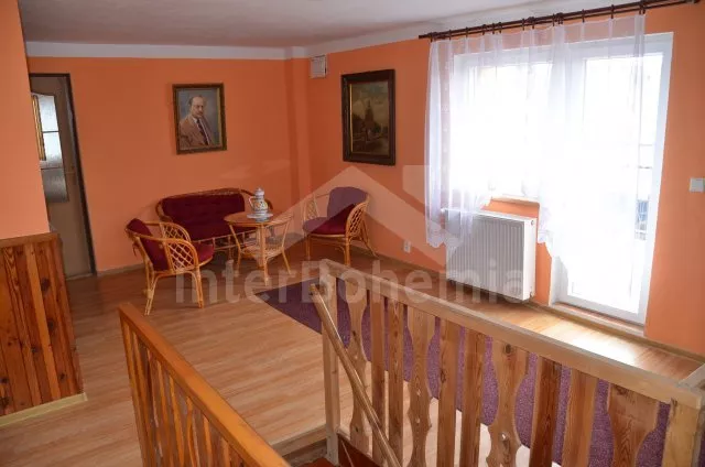 Farmhouse Spa triangel KH 0007