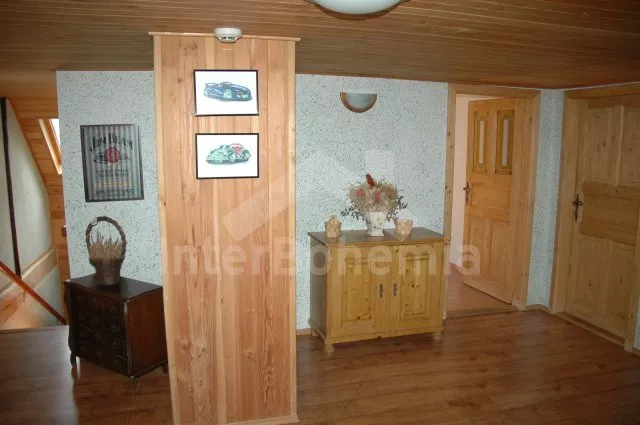 Boswachtershuis Krivoklat burcht en omgeving ZC 0169