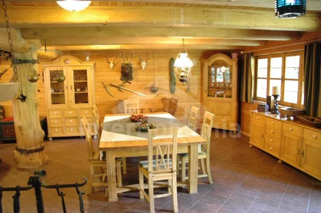 Boswachtershuis Krivoklat burcht en omgeving ZC 0169