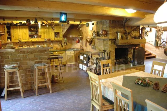 Boswachtershuis Krivoklat burcht en omgeving ZC 0169