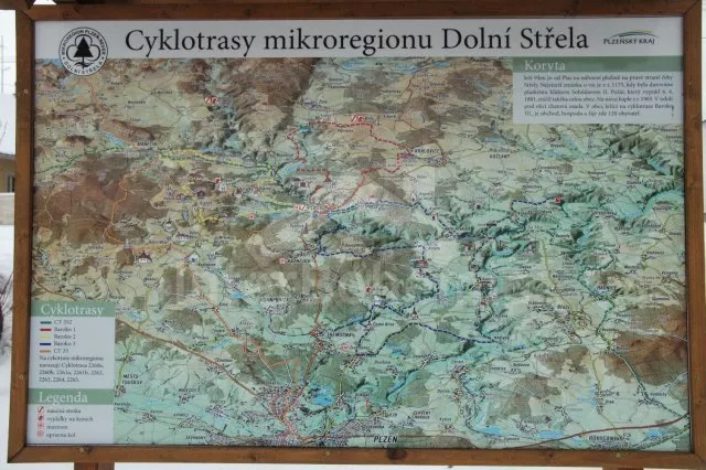 Boswachtershuis Krivoklat burcht en omgeving ZC 0169