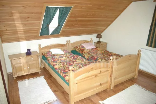 Boswachtershuis Krivoklat burcht en omgeving ZC 0169