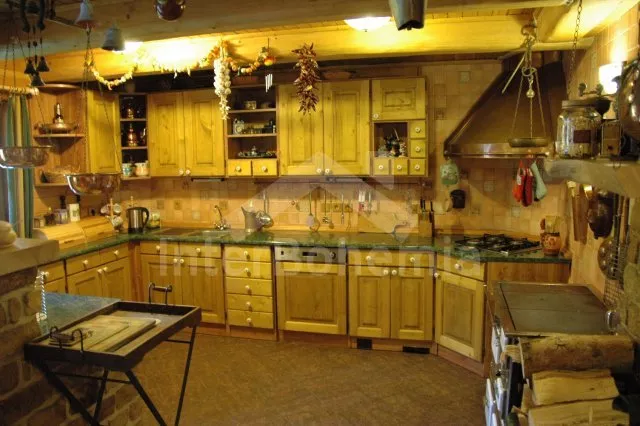 Boswachtershuis Krivoklat burcht en omgeving ZC 0169