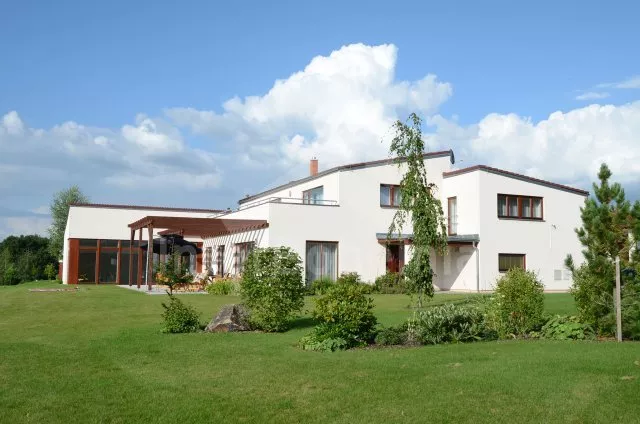 Villa Bohemian Canada JC 0714