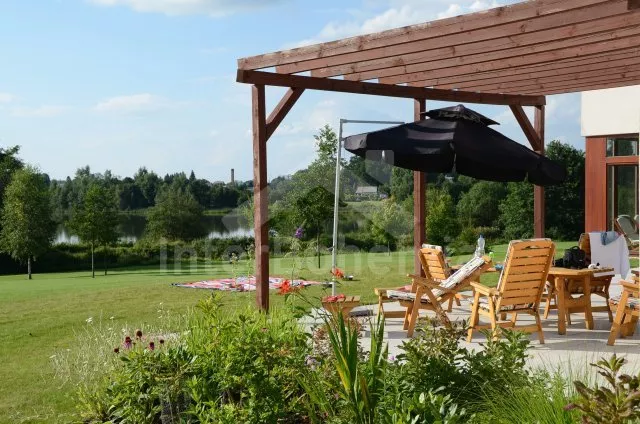 Villa Bohemian Canada JC 0714