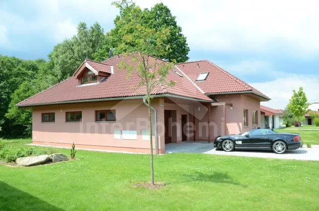 Vila Česká Kanada JC 0713