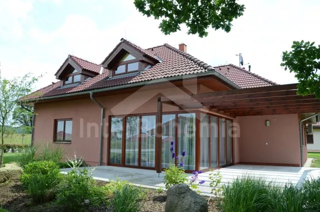 Vila Česká Kanada JC 0713