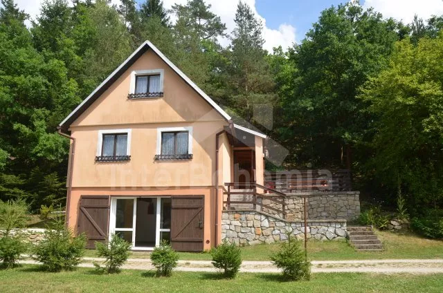 Chata Česká Kanada JC 0715