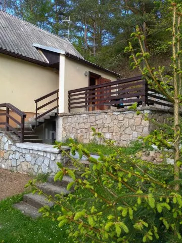 Chata Česká Kanada JC 0715