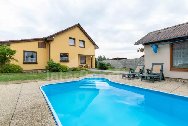 Vila Česká Kanada JC 0769