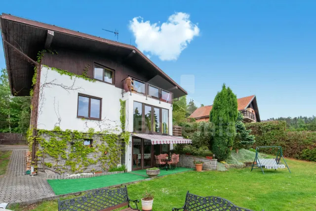 Villa Prague and Surroundings OP 0001