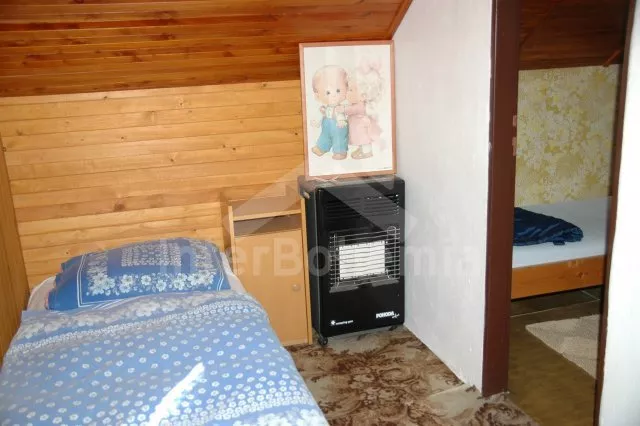 Chata Křivoklátsko OP 0016