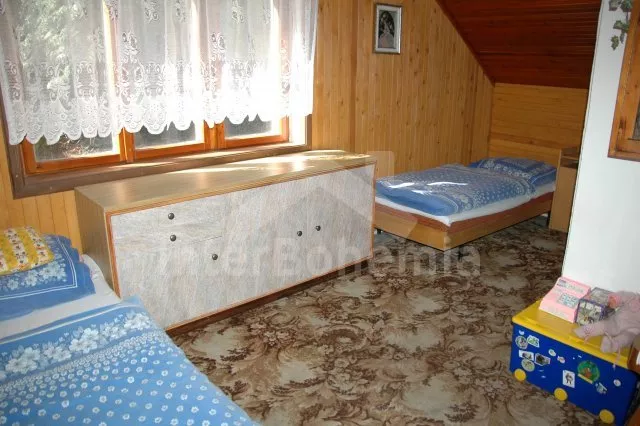 Chata Křivoklátsko OP 0016