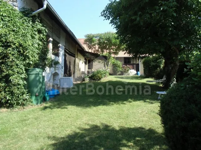 Farmhouse Slapy Dam OP 0314