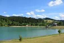 Areál přírodního koupaliště „Na Stanoch“