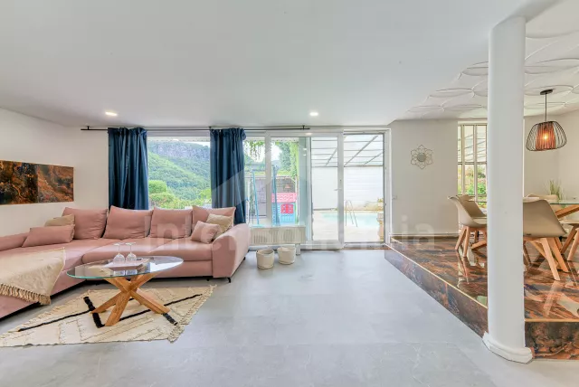 Vila České Švýcarsko KH 0012