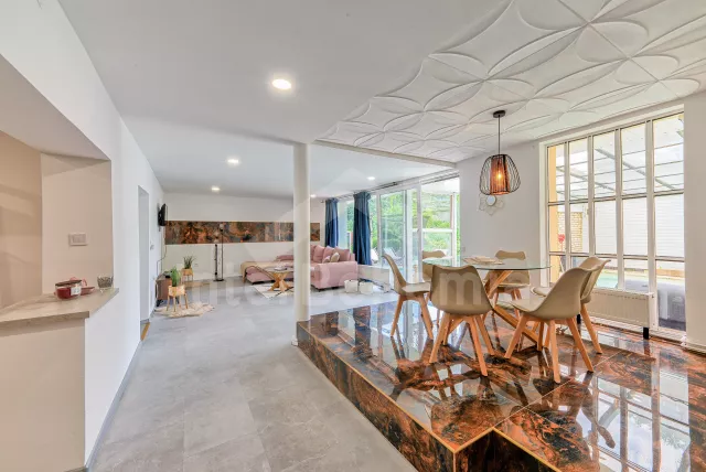 Vila České Švýcarsko KH 0012