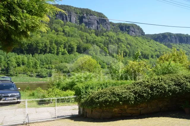 Vila České Švýcarsko KH 0012