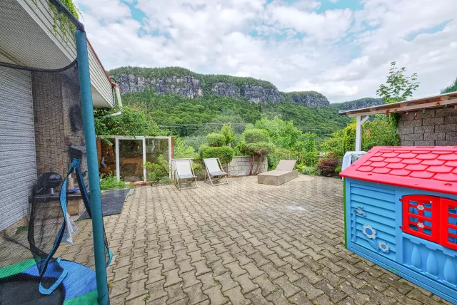 Vila České Švýcarsko KH 0012