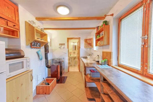 Bungalow Krivoklat burcht en omgeving OP 0104