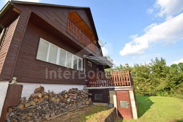 Bungalow Krivoklat burcht en omgeving OP 0104