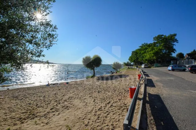 Šakvická pláž v kempu Mars 17 km