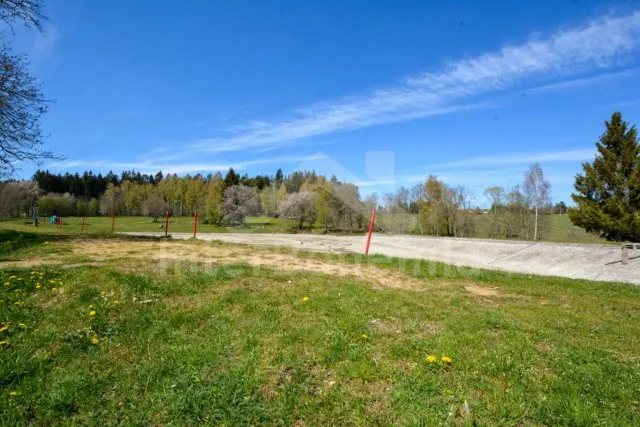 Kemp Rohanov s koupáním 1,5 km od chalupy