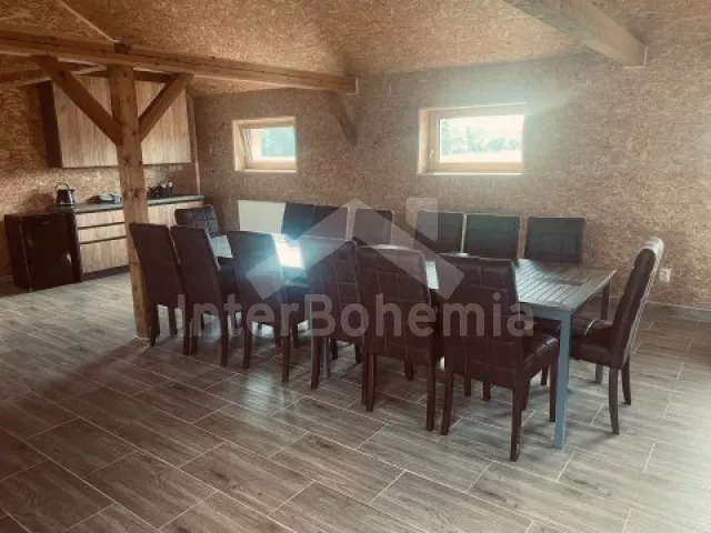 Společenská místnost v apartmánu