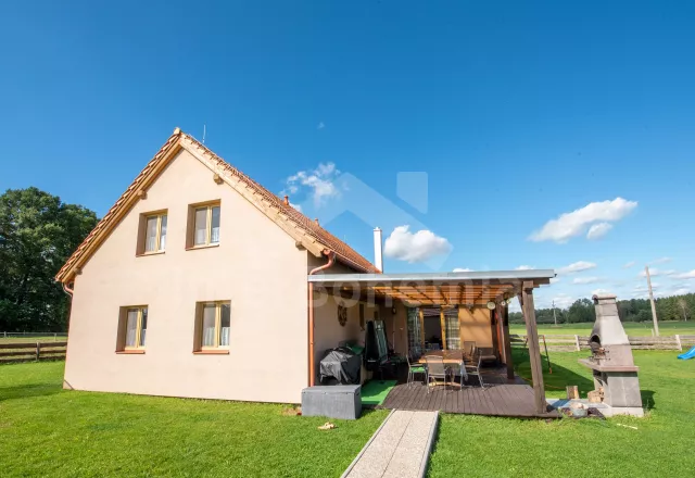 Chalupa Třeboňsko - Hranice JC 0443