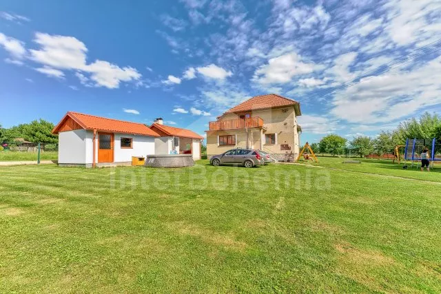 Chalupa Posázaví - Hněvkovice OP 0128