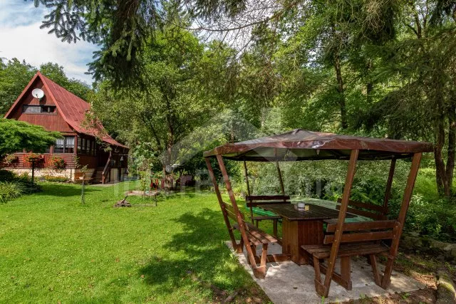 Chata Křivoklátsko - Zvíkovec OP 0138