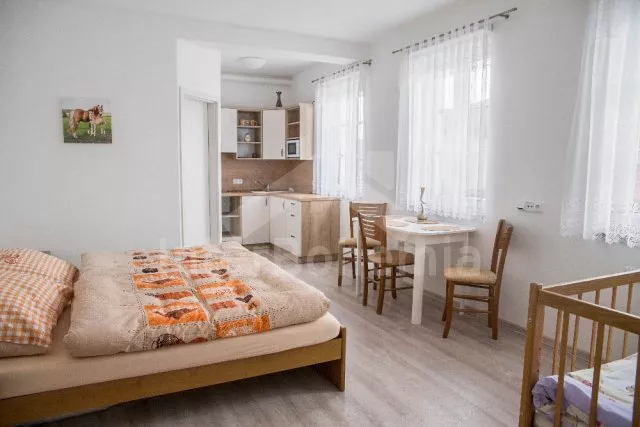 Šestý pokoj (retro)