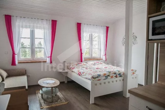 Třetí pokoj (šedý)