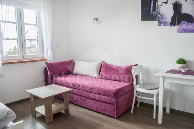 Druhý pokoj (fialový)