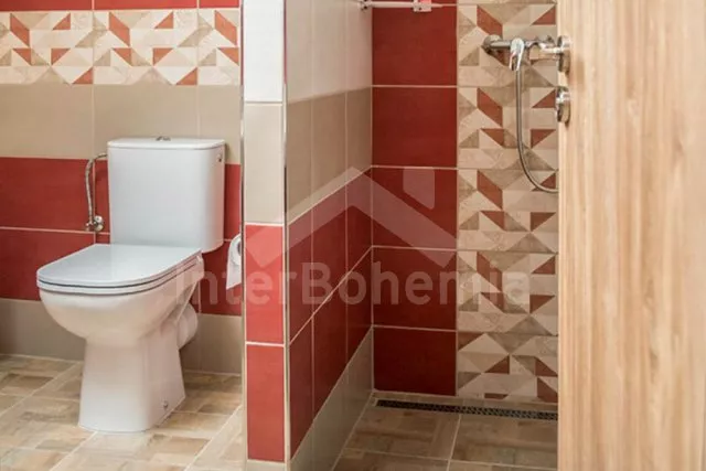 První pokoj (červený)