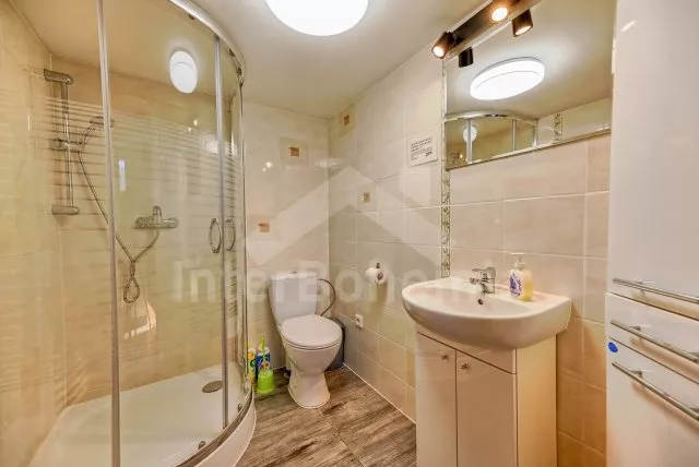 První apartmán v suterénu