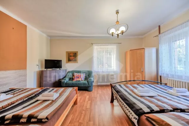 Druhý apartmán v přízemí