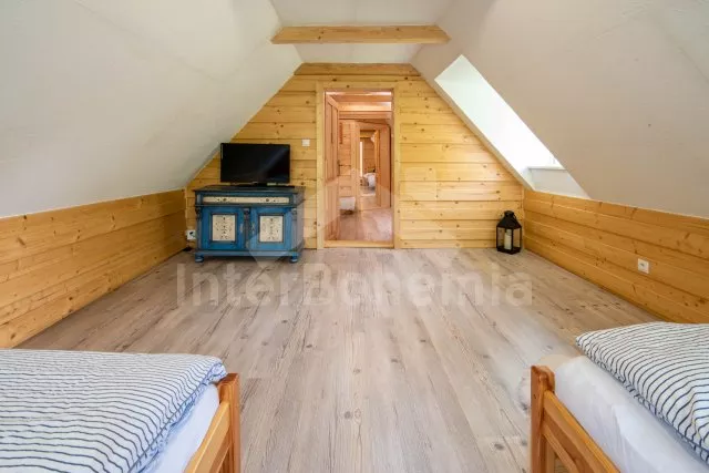 Roubenka Orlík - Chřešťovice JC 0541