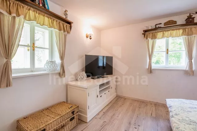 Roubenka Orlík - Chřešťovice JC 0541