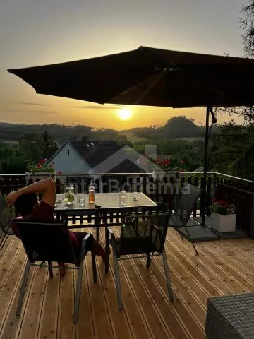 Chalupa České středohoří - Levín OP 0082