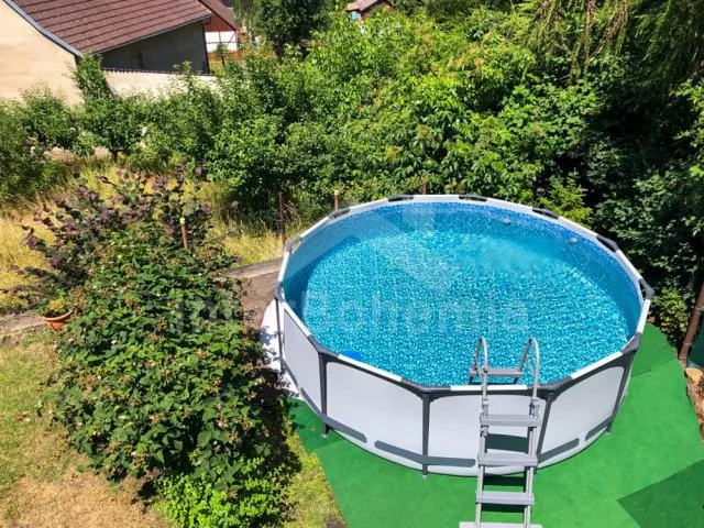 Nový bazén - červenec 2022