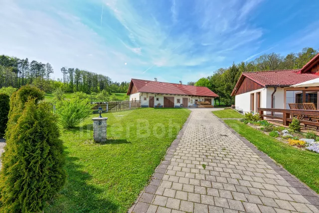 Chata Písek a okolí - Kukle (Tálín) JC 0476