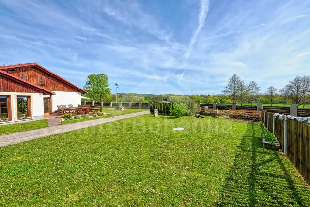 Chata Písek a okolí - Kukle (Tálín) JC 0476