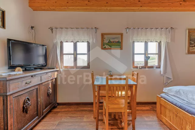 Chata Písek a okolí - Kukle (Tálín) JC 0476